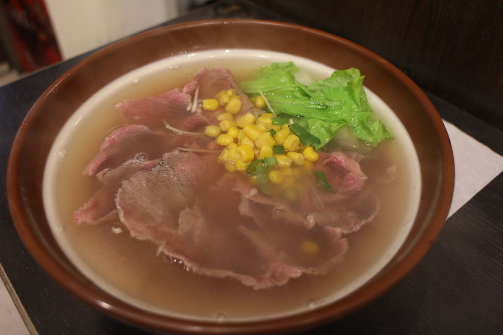 上泓園生牛肉麵