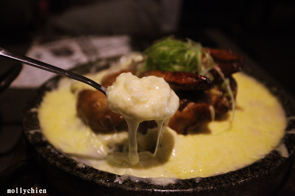 台中西區韓式料理「打啵G」鍋巴烤雞