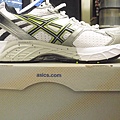 2011.06.01_好鞋一雙~亞瑟士Asics~GEL-KAYANO 17(4E超寬楦)開箱_0028.JPG