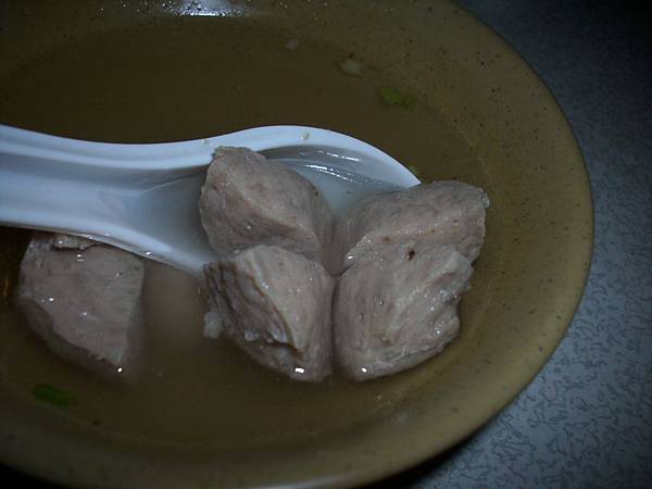 2009.09.17_基隆仁一路不顯眼的小吃店~清蒸肉圓_0005.JPG