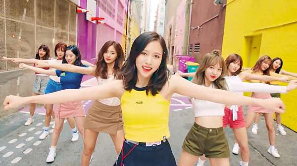 Twice Likey 韓文歌詞 羅馬拼音 中文翻譯 Kpop羅馬歌詞 痞客邦