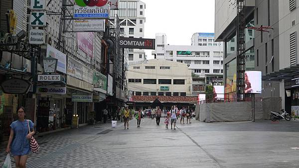 P1200004 P1200004