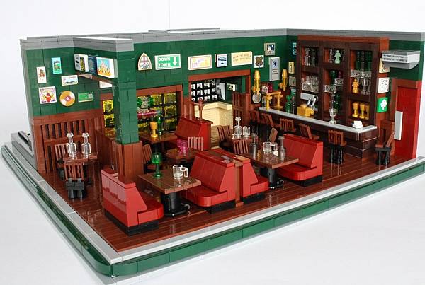 New York Pub_LEGO.jpg