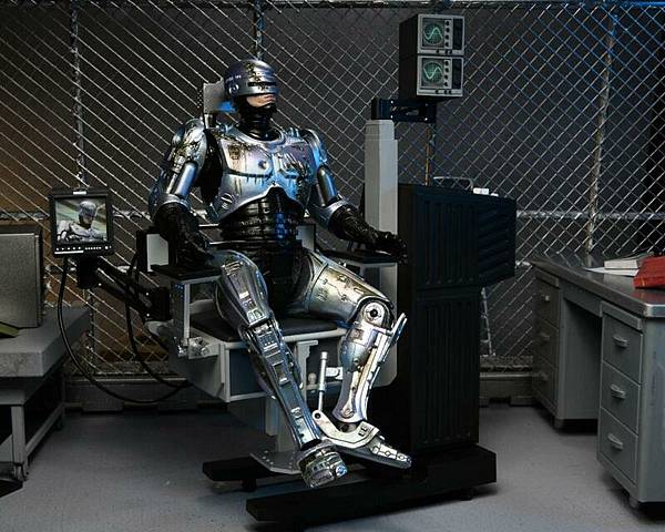 NECA Ultimate 機器戰警 戰損版 & 維修工作椅