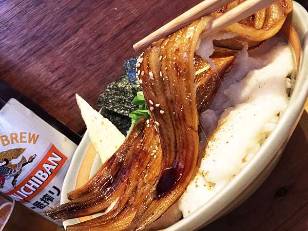 台北大稻程 野台築地 鰻魚山藥丼的濃厚 紫蘇梅卷的清爽 夏天滋味 還有老屋啤酒的日本食堂錯亂感 蘇摸摸 編輯日常 台北大稻程 野台築地 鰻魚山藥丼的濃厚 紫蘇梅卷的清爽 夏天滋味 還有老屋啤酒的日本食堂錯亂感 蘇摸摸 編輯日常