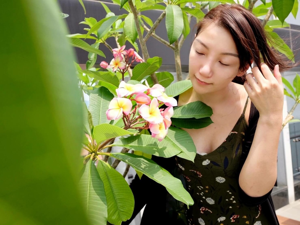 秘之涌水美媒3分钟傻瓜水面膜，敷一片等约1500次保湿喷雾