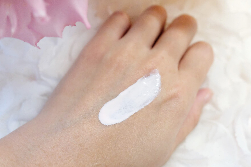 婕洛妮丝抗UV防晒素颜霜SPF25｜上霜不上妆
