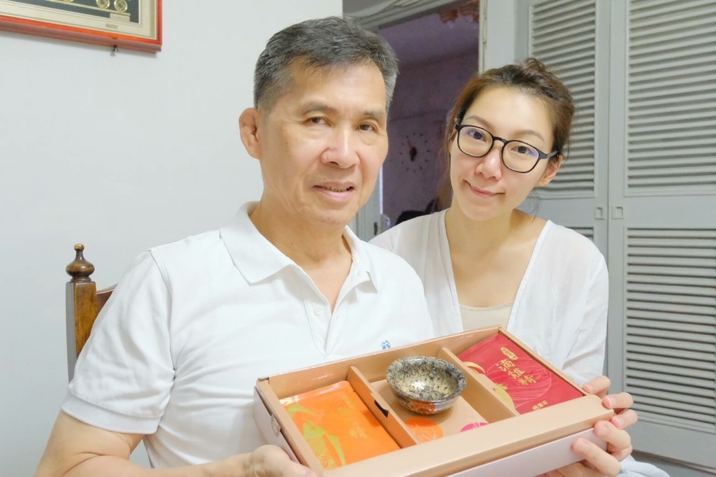 芳兹滴鸡精评比,芳兹滴鱼精,芳兹日月养生鸡鱼双飨礼盒