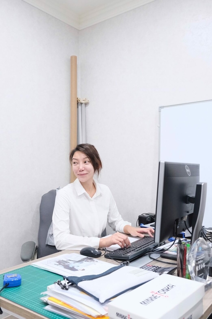 职场穿搭推荐,SIMURGH台湾制造Sù-Si 舒仕装,新鲜人上班穿搭