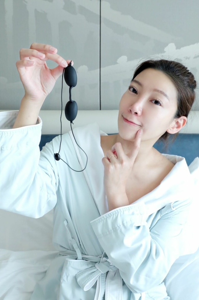 CURRENTBODY skin LED美眼仪