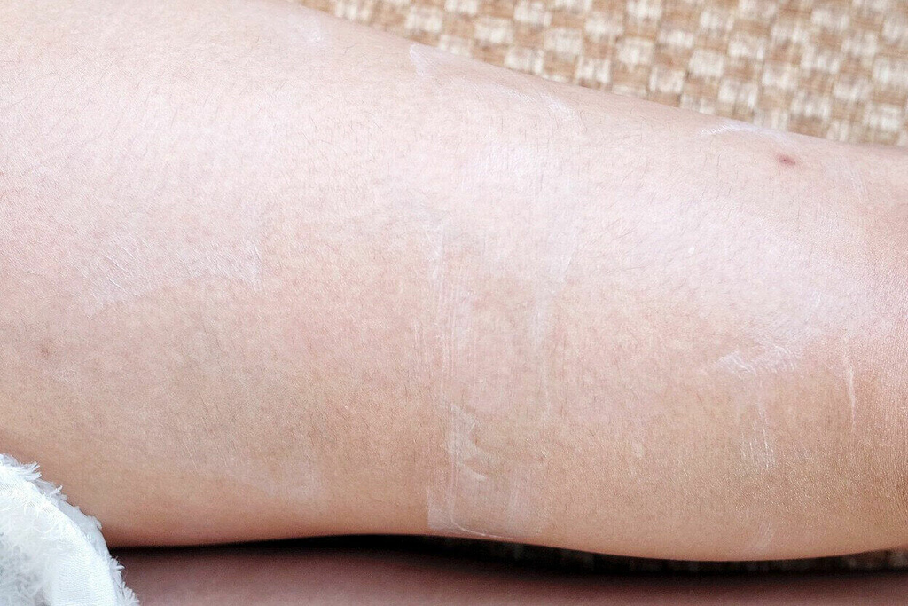 评比｜美白霜有用吗？改善暗沉这瓶＿最有效！安美诺美白修护霜/