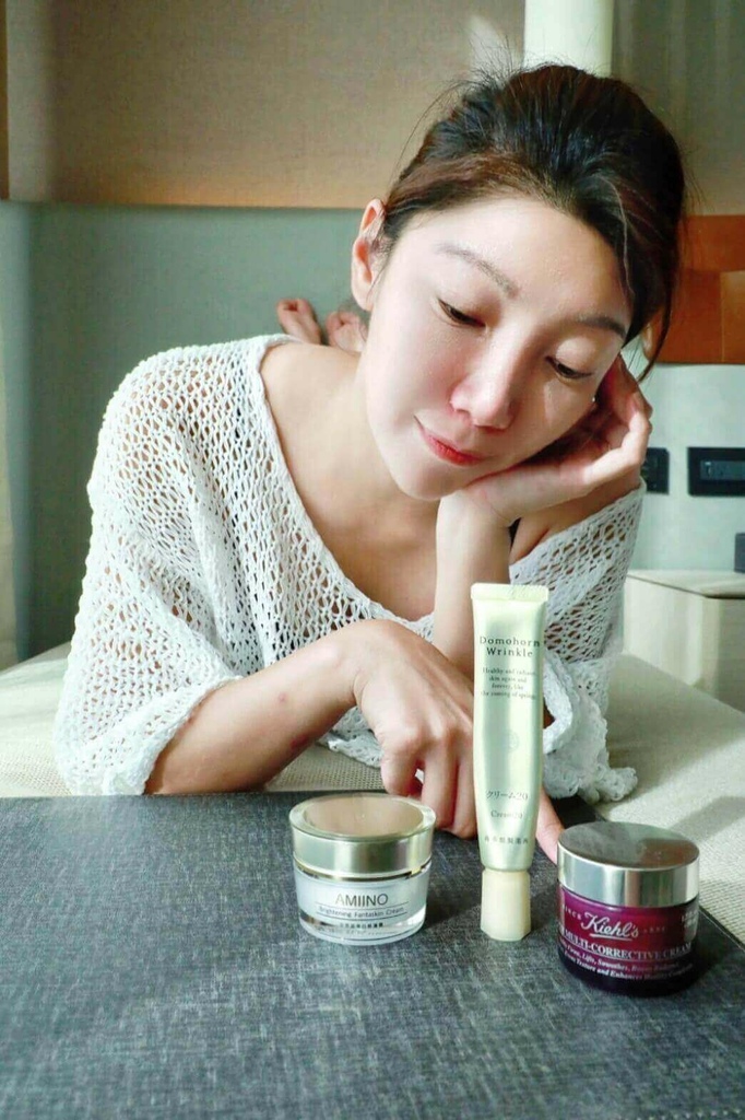 评比｜美白霜有用吗？改善暗沉这瓶＿最有效！安美诺美白修护霜/