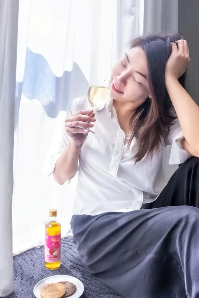 想要高质感赠礼吗？工研酢加了胶原蛋白的萃妍水果醋，酸甜美味让