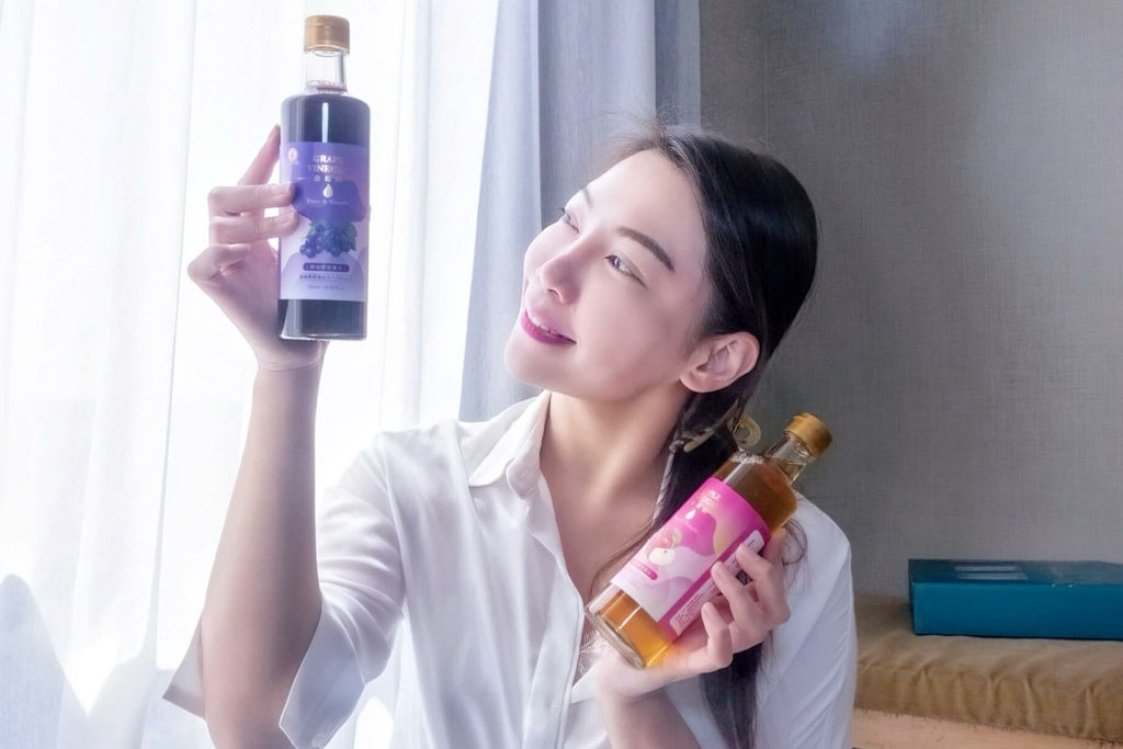 想要高质感赠礼吗？工研酢加了胶原蛋白的萃妍水果醋，酸甜美味让