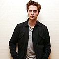 Robert Pattinson-Japan Magazine-0.jpg