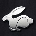 這是VW GOLF第一代的Rabbit LOGO [感謝阿寶提供]