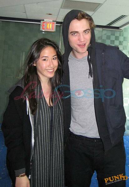 20090502-new moon-Rob & fan.jpg