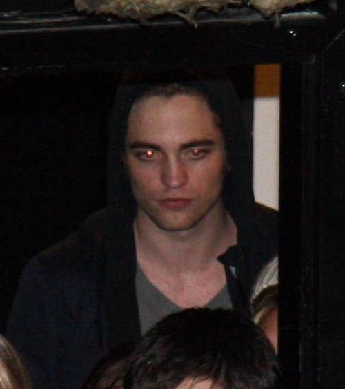 20090502-Rob & KStew at Sam Bradley Concert -21-0.JPG