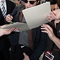 Rob at the Nice airport-04.jpg