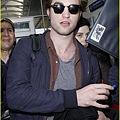 20090518-rob at nice airport -03-.jpg