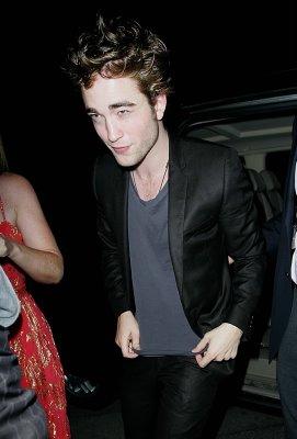 20090519-Rob Got A Little Tipsy At Yacht Party-0.jpg