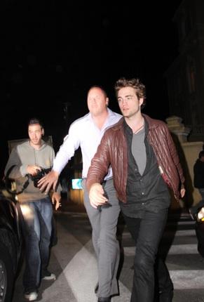 20090519-Rob-At DSquared2 Grand Opening Party-06.jpg