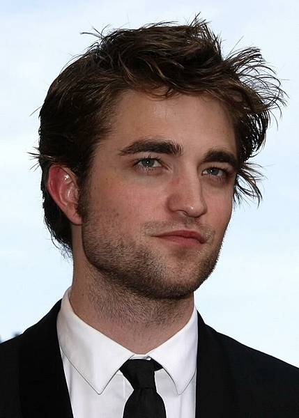 20090520-Robert Pattinson on the Red-04.jpg