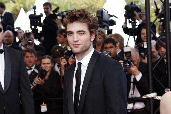 20090520-Robert Pattinson on the Red-15.jpg