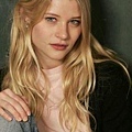 Emilie de Ravin-魔山 The Hills Have Eyes （2006）.jpg