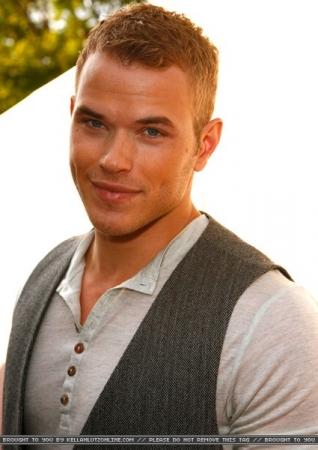 20090607-Kellan Lutz-06.jpg