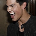 20090621-Taylor Lautner-01.jpg