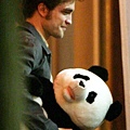 20090624-Rob & panda-01.JPG