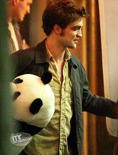 20090624-Rob & panda-02.JPG