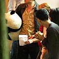 20090624-Rob & panda-04.JPG