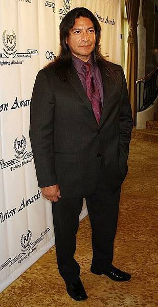 20090627-Gil Birmingham  in 2009 Vision Award-02.jpg