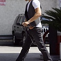 20090708-Kellan Lutz in Santa Monica-01(Infiniti G35).jpg