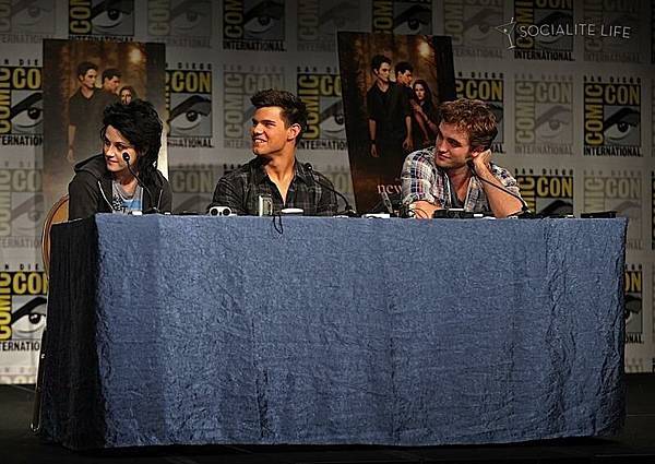 20090723-new moon-comic-con-02-43-19.jpg