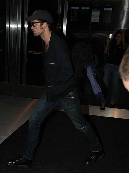 20090726-Rob in JFK-56.JPG