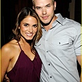 20090729-kellan lutz Nikki Reed at Nobu -08.jpg