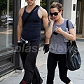 20090806-kellan lutz & Elizabeth-04.jpg