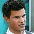 20090809-Taylor Lautner at Teen Choice Awards 2009-01.JPG