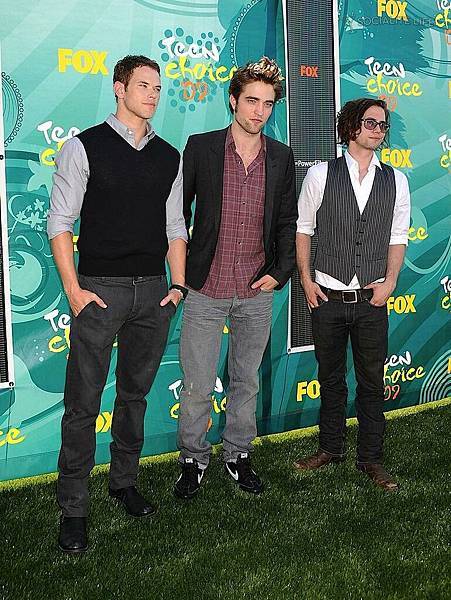 20090809-Rob-Teen Choice Awards 2009-15.jpg
