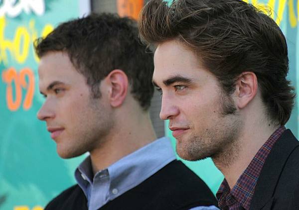 20090809-Rob-Teen Choice Awards 2009-22-7.JPG