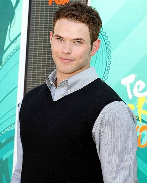 20090809-Kellan at Teen Choice Awards 2009-02.JPG