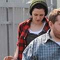 20090819-Kristen Stewart Leaving the Set-05.JPG