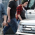 20090819-Kristen Stewart Leaving the Set-16-2.JPG