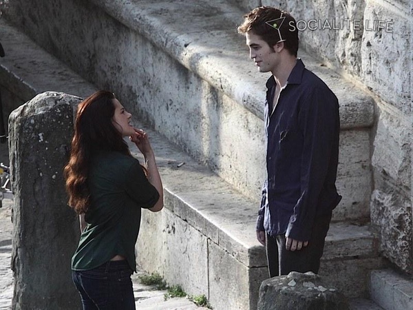 20090527-new moon set-celebuzz-23.jpg