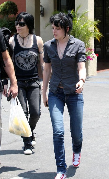 20090616-Kristen-18(& Joan Jett ).jpg