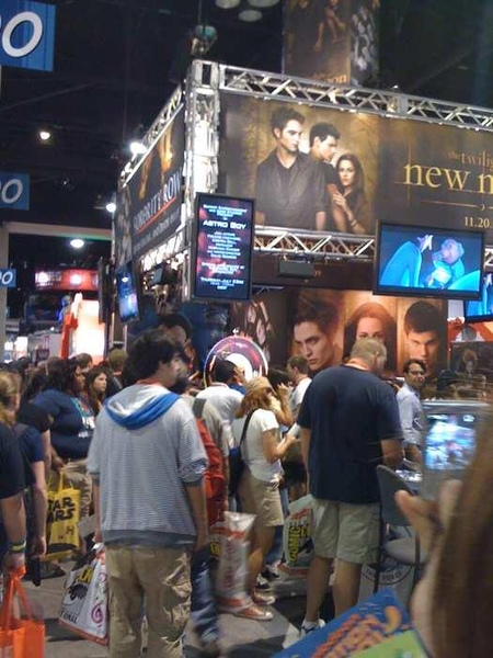 20090723-new moon-comic-con-01-02.jpg