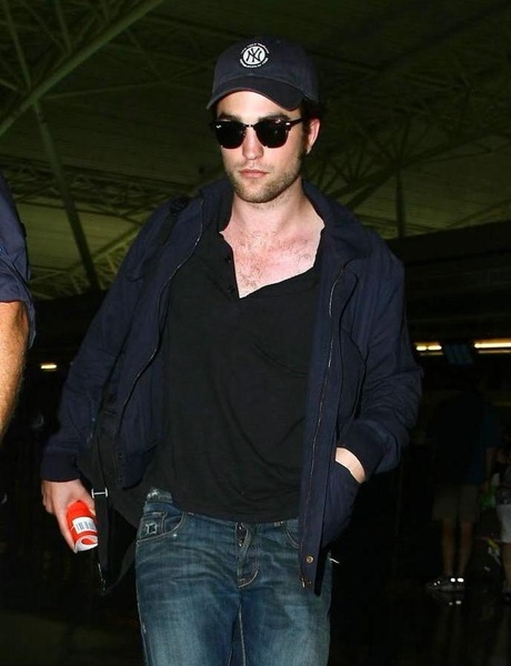 20090726-Rob in JFK-48.JPG